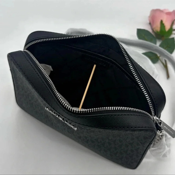 Michael Kors EW Crossbody Bag Black - Picture 7 of 10